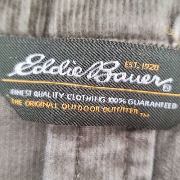 ☔️🔺️Eddie Bauer Olive Corduroy Utility Jacket Medium - Picture 7 of 9